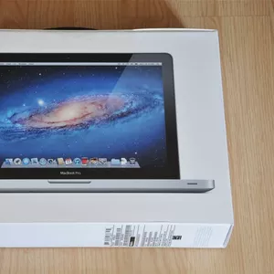 Apple macbook 17 QUAD Core i7 2.2 ГГц,  2011 model