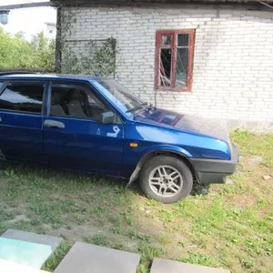 Продам автомобиль ВАЗ 21093 2001г.в.