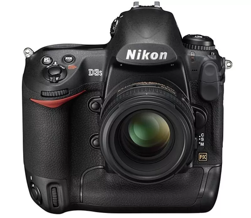 Nikon D3s==== : €1800 2