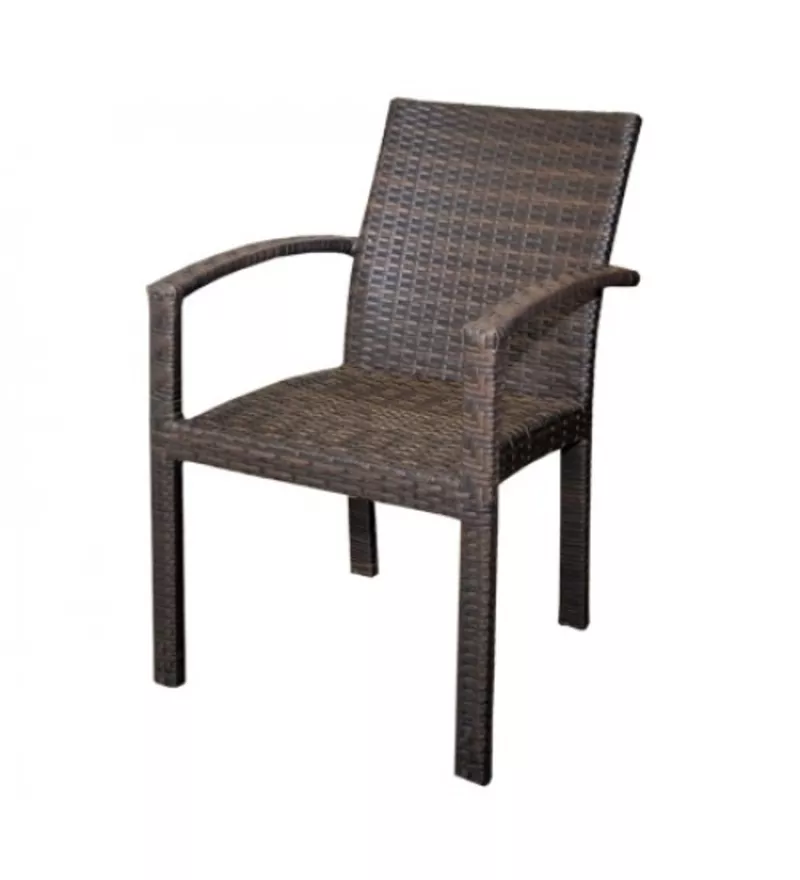 Столы и стулья из искусственного ротанга