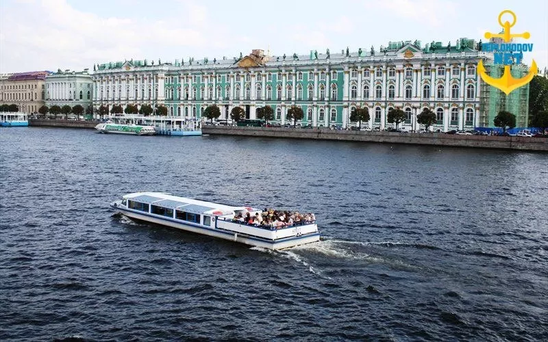 Заказать прогулку на теплоходе 2