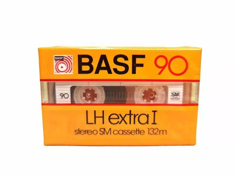Новые аудиокассеты запечатанные BASF LH extra I 90 2